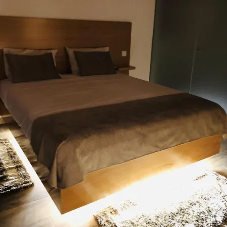 Amu- Misterios Da Apartamento *
