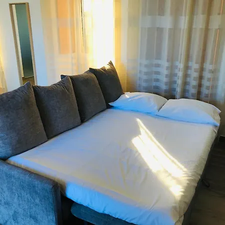 Amu- Misterios Da Apartment *